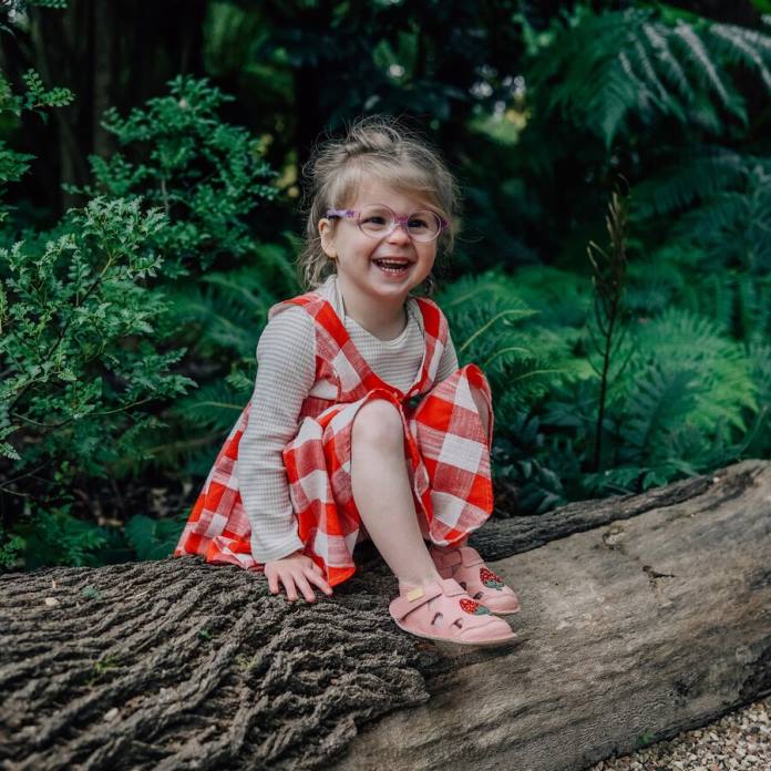 sandalen op blote voeten nido kinderen Mariquita Tikki schoenen JVXT50